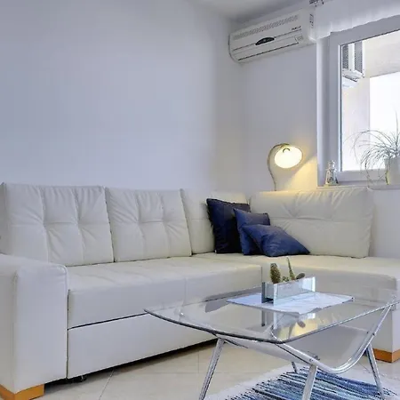 Ferienwohnung Fur 4 Personen Ca 53 Qm In Liznjan, Istrien Sudkuste Von Istrien Apartmán *